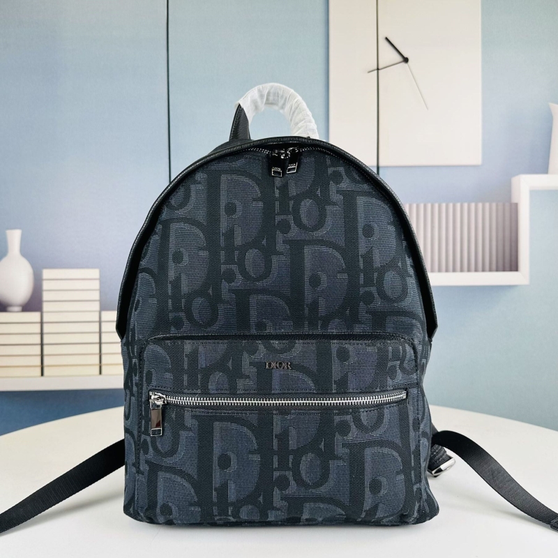 D*or backpacks
